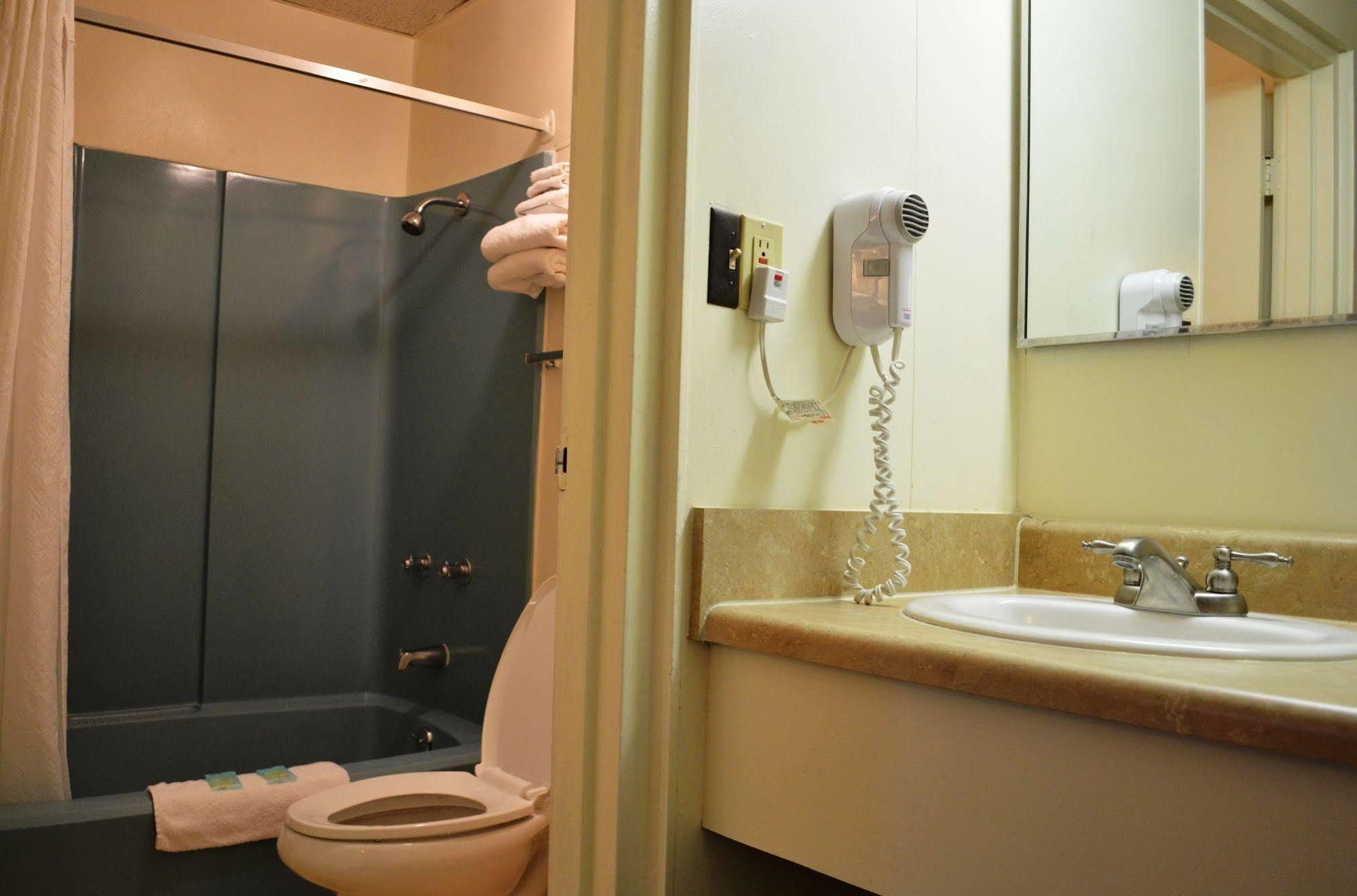 Economy Inn Bluefield ภายนอก รูปภาพ